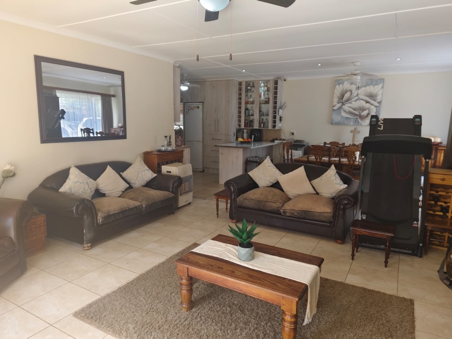 3 Bedroom Property for Sale in Fichardt Park Free State